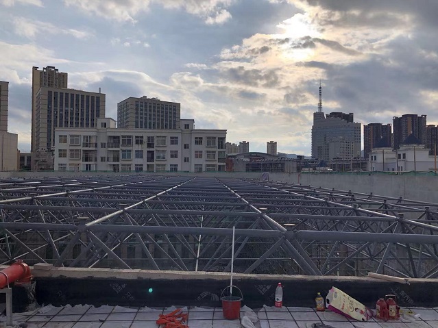 吴忠云南昆明联勤保障部队65070工程-军体训练馆网架